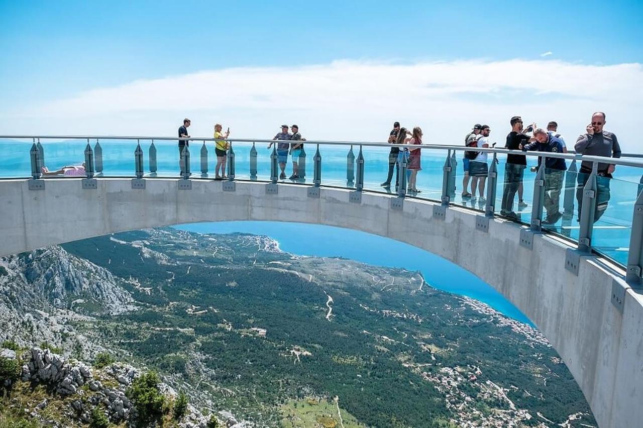 Downtown Deluxe Apartman Omiš Kültér fotó