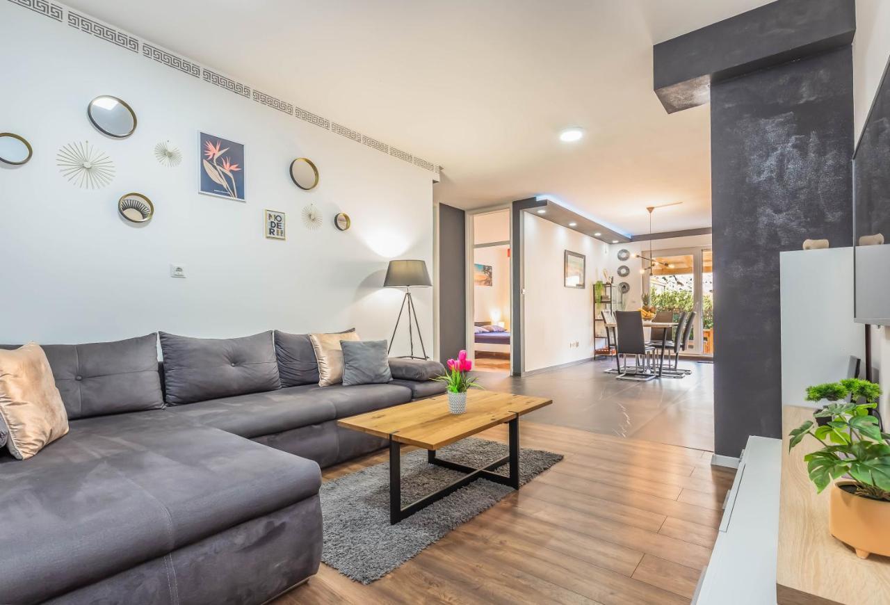 Downtown Deluxe Apartman Omiš Kültér fotó