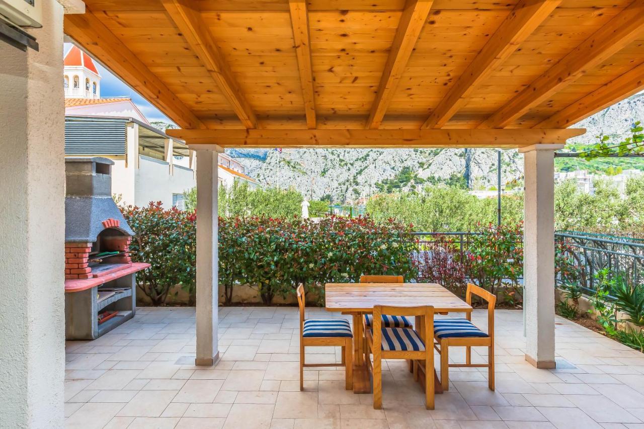 Downtown Deluxe Apartman Omiš Kültér fotó