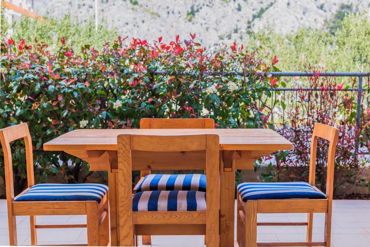 Downtown Deluxe Apartman Omiš Kültér fotó